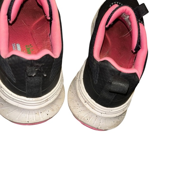 Woman SKECHERS Edgeride Relaxed Fit Black/Pink Slip on Sneaker size 8 walking - Picture 4 of 6